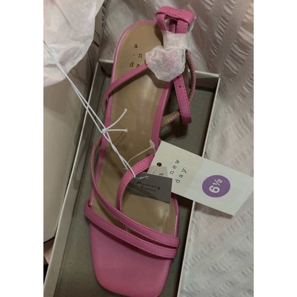 Women's Gisele Strappy Heels Pink Size 6.5 - a New Day Light New With Box - Picture 6 of 8